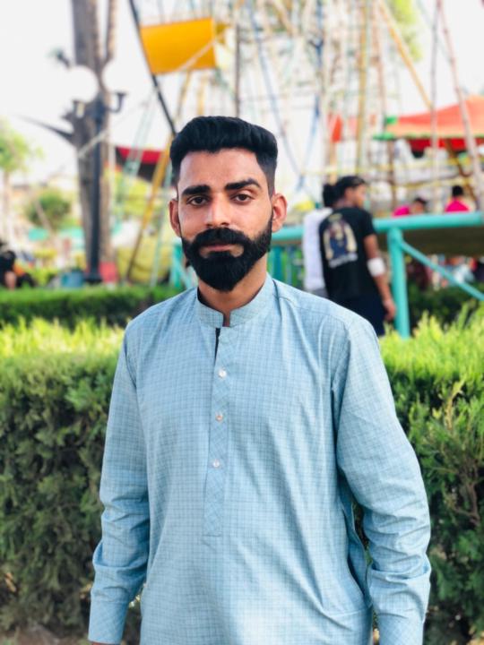Adnan Sahil