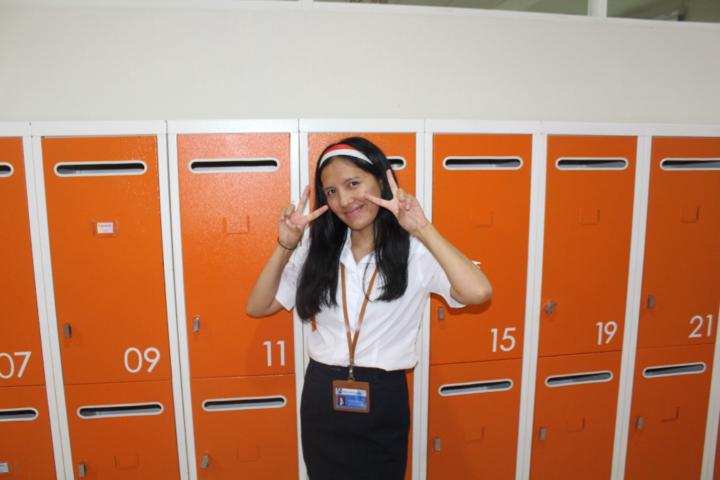 Lia M