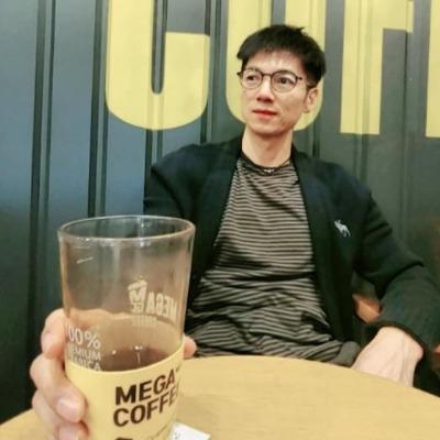 陳 振隆