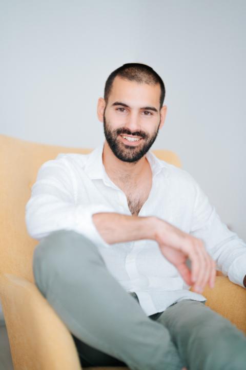 Dor Luvaton