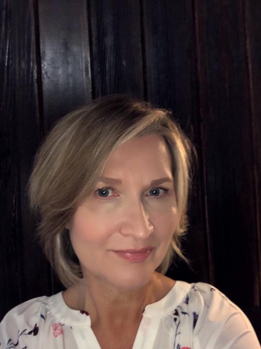 Melanie Tomlinson