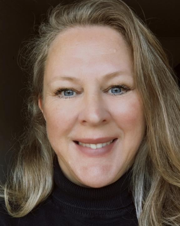 Dianne Eaves