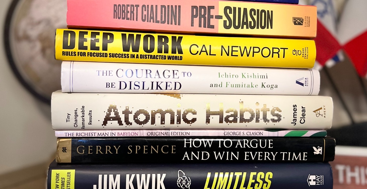 BOOK CLUB - Indulge in delicious literature world!