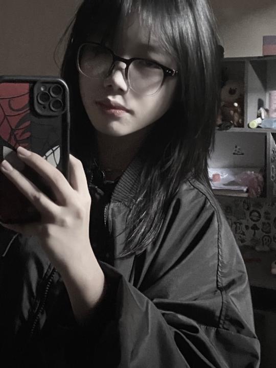 Tường Vy Phùng
