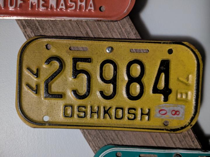 Oshkosh bike plates