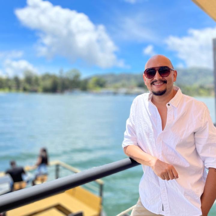Adrian  leandro Pineda suarez