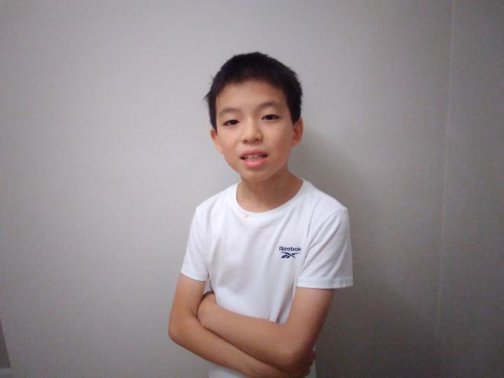 Zhenning Hu