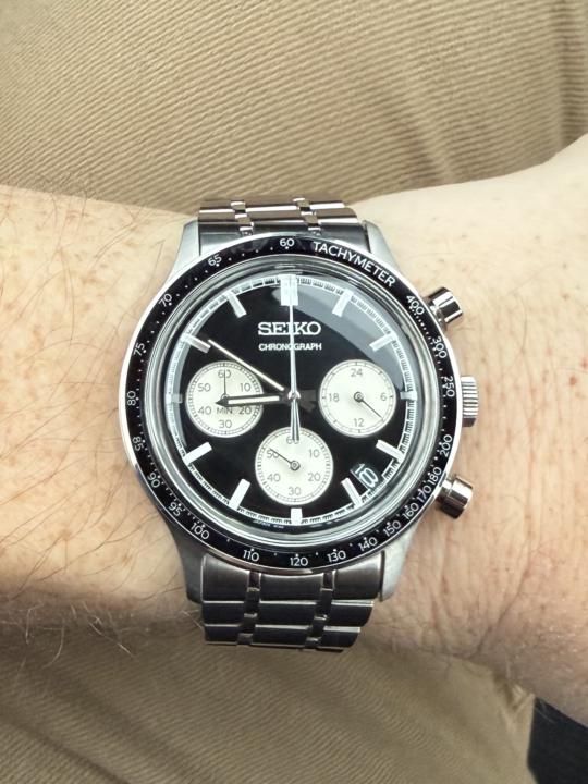 WOTD- White (Sub) Dial Wednesday February 18th: Seiko SBTR055