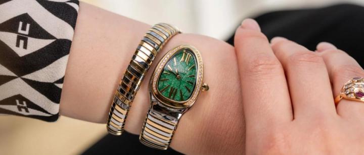 Are there any women in this community who, like me, enjoy collecting watches, or any men who are interested in women's watches?