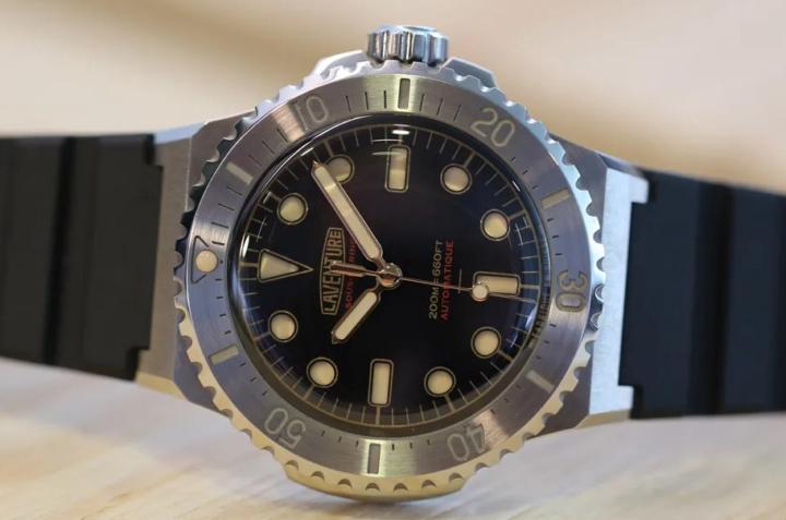 WOTD: Laventure Sous-Marine