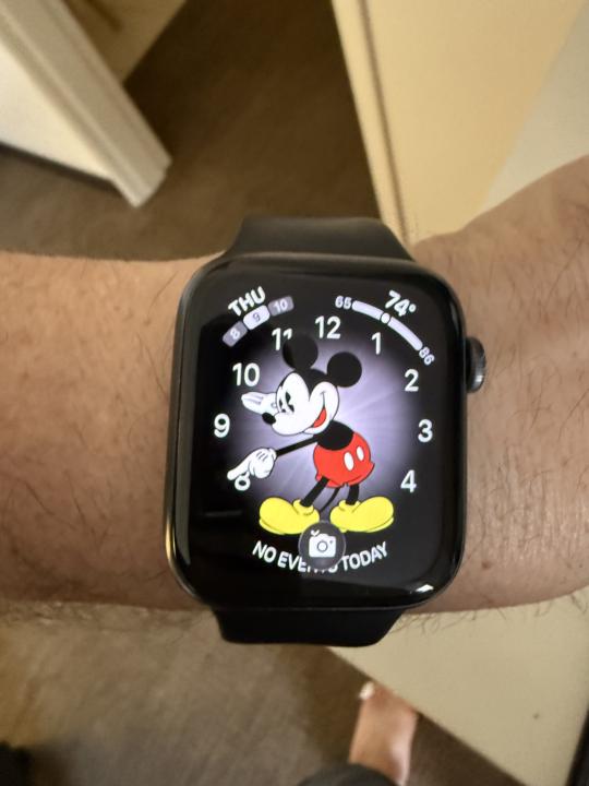 Apple with Mickey Mouse 
