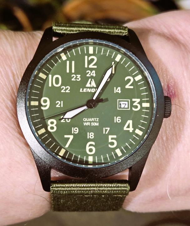 Day #17 of the 30 Day Challenge →   Lenqin Field Watch