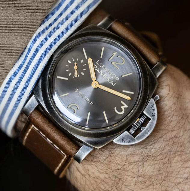 From Hodinkee: The Panerai Luminor 8 Giorni 'Brunito Steel'