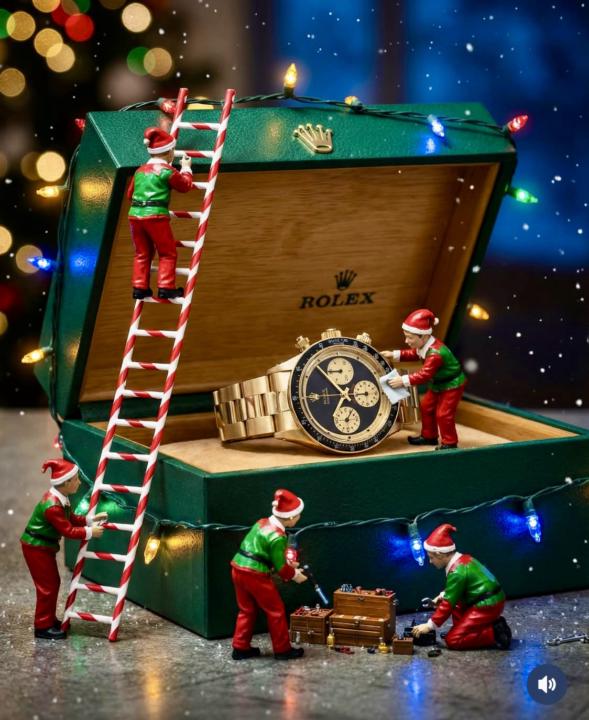 What’s on your list this year….? 🤔🎅🏼🎄🎁