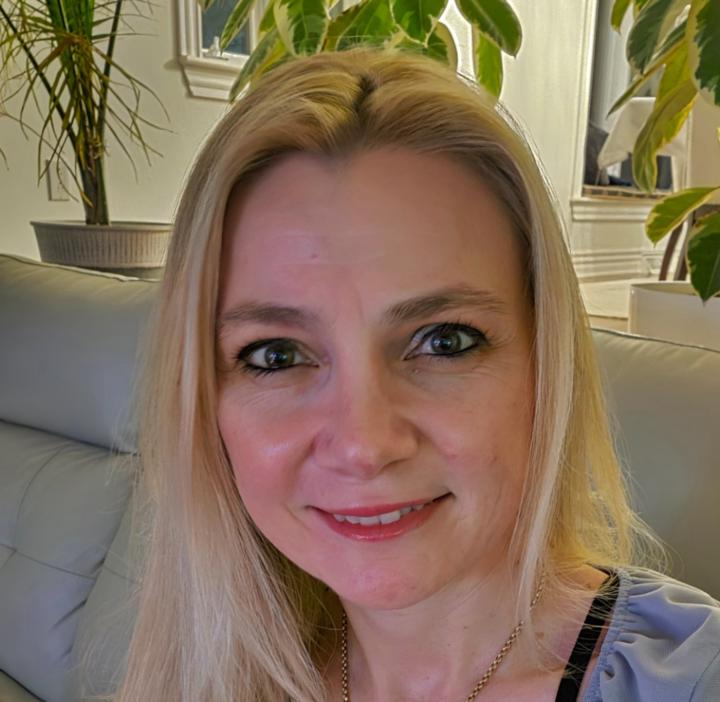 Claire Sanz