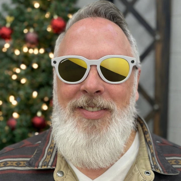 AI On Trend: Tested Oakley Meta HSTN AI Glasses