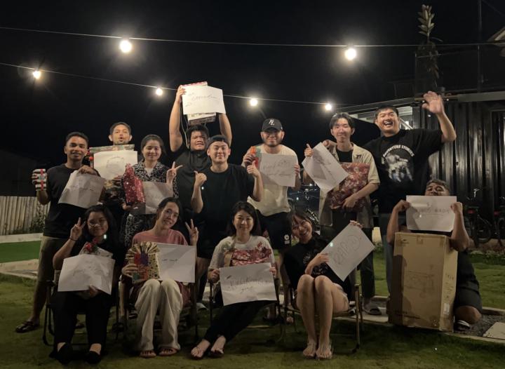 Welcome! Introduce yourself + share a pic of your team 🎉