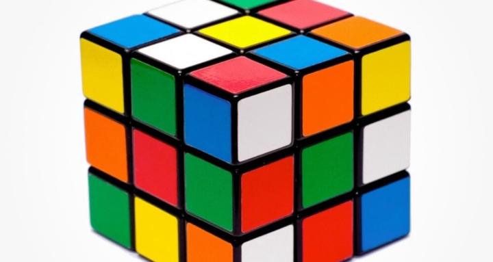 Solve The Rubiks Cube 🤙