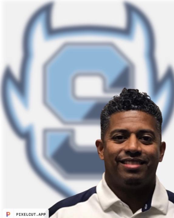 Lucio Lewis