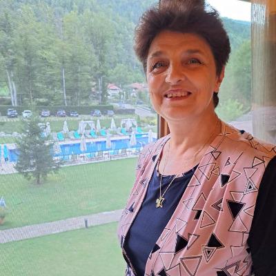 Стефка Стоянова