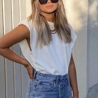 Olivia V