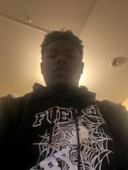 Deontres Carter
