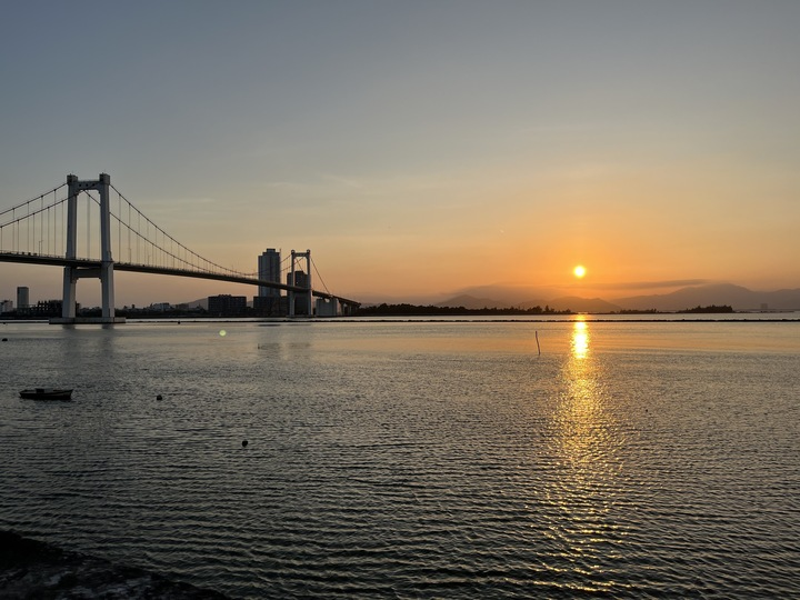 We all love a bit of rough.