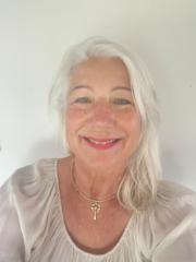 Esther Shelley