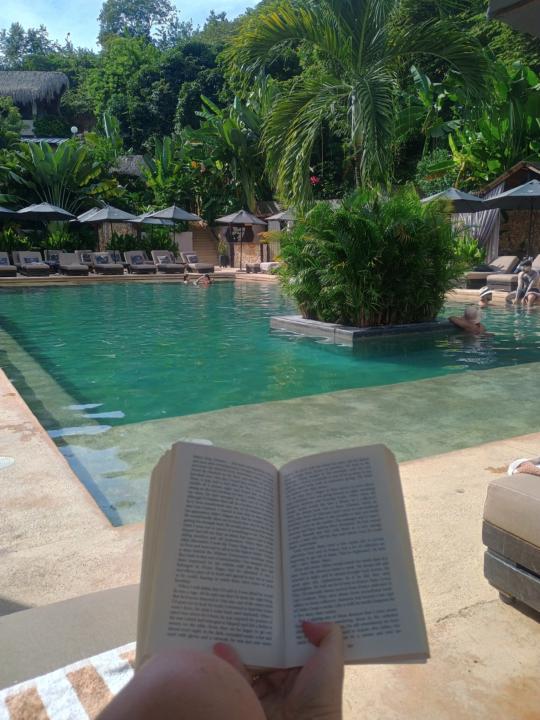 Team retreat. Starts now ... Poolside.