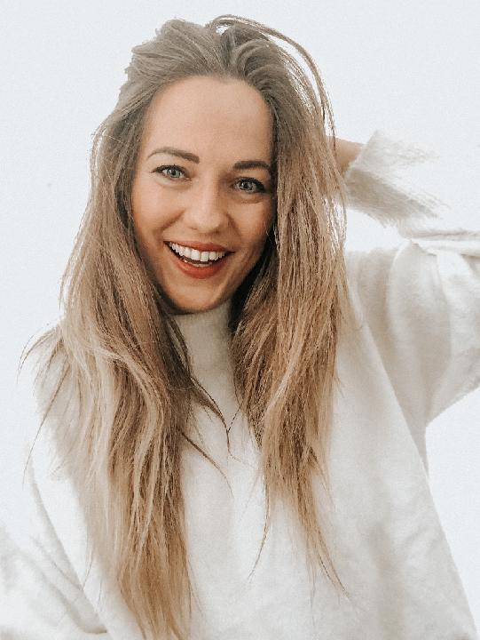 Dana Skaistkalne