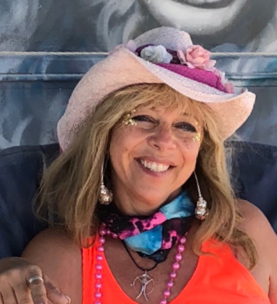 Tina Thomas