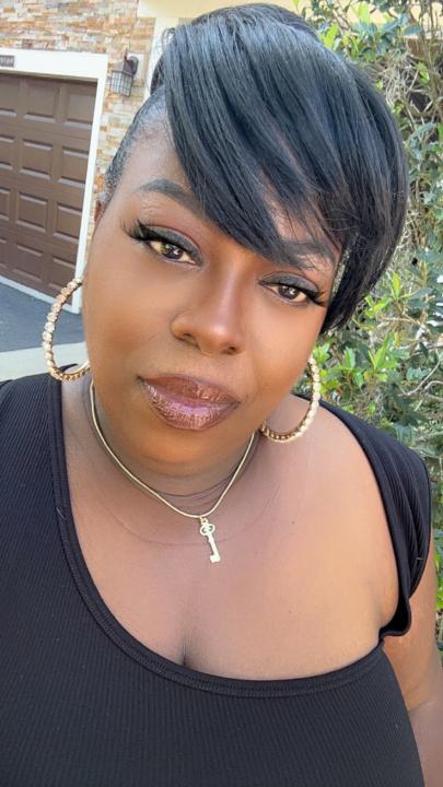 Shaunika Sellers