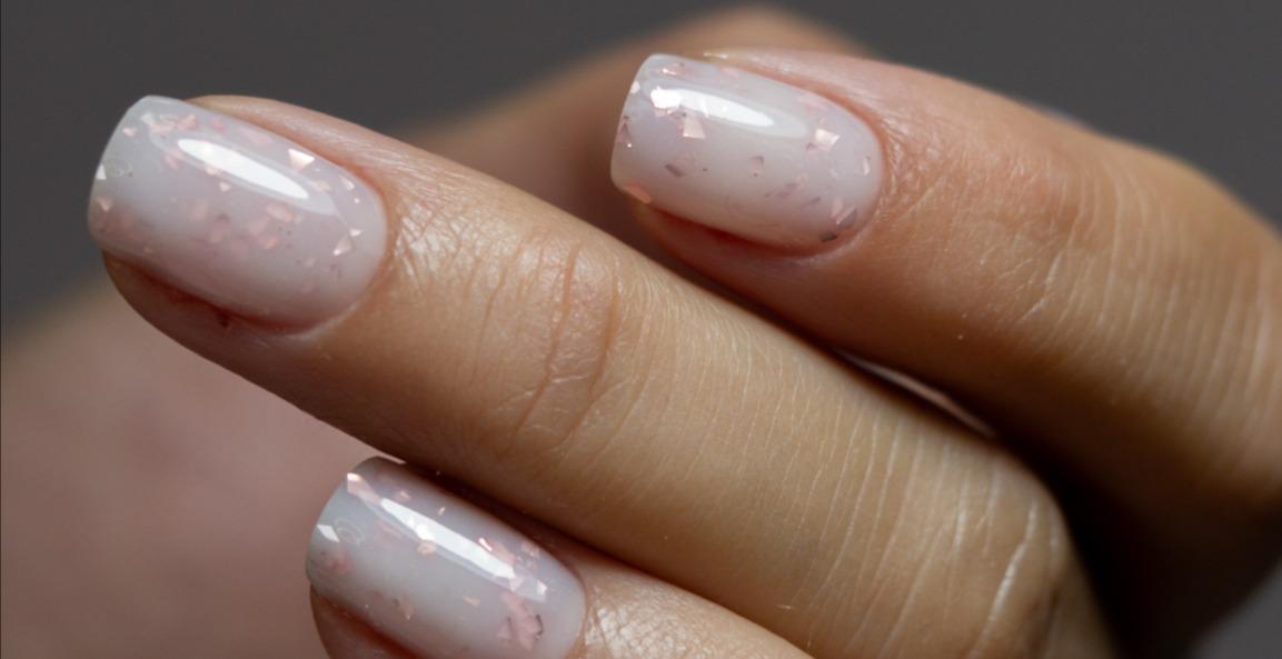 Manichiura in 42 de minute