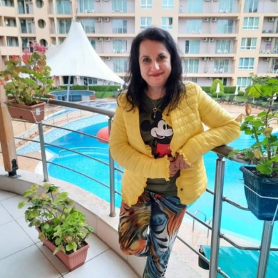 Златина Парнарева