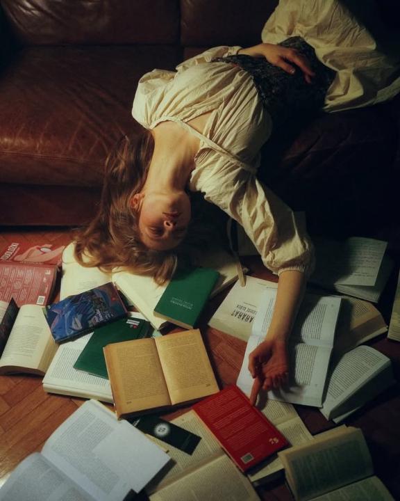 Read the books you want to write 📝
