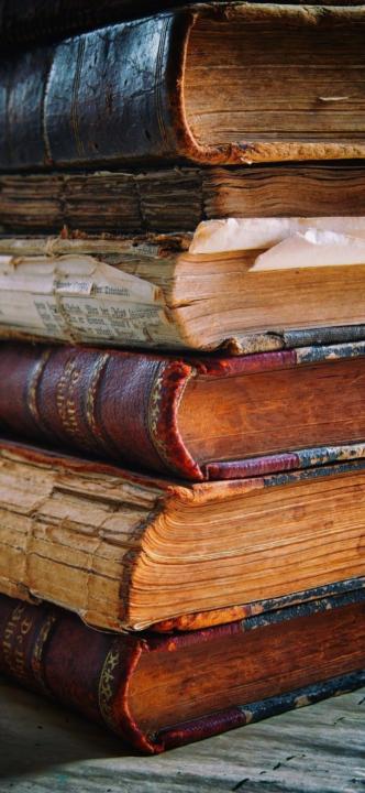 📚 Book Recs (What are you currently reading?)