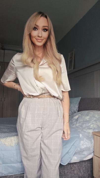 Rebecca Hollingsworth