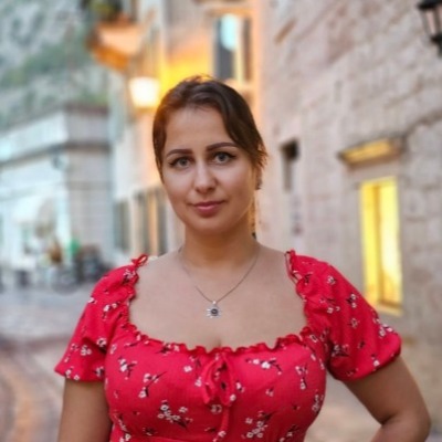 Dana Winestone