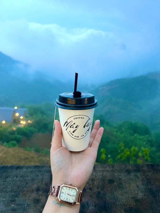 Nhung Mai Thị