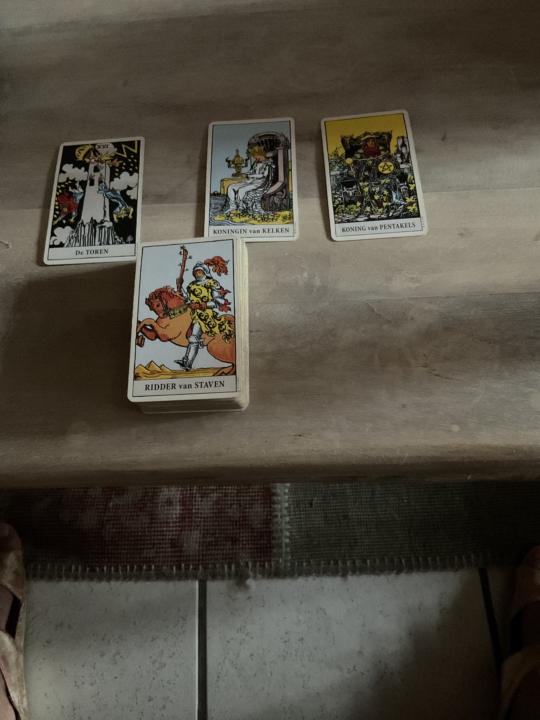 Full Moon reading