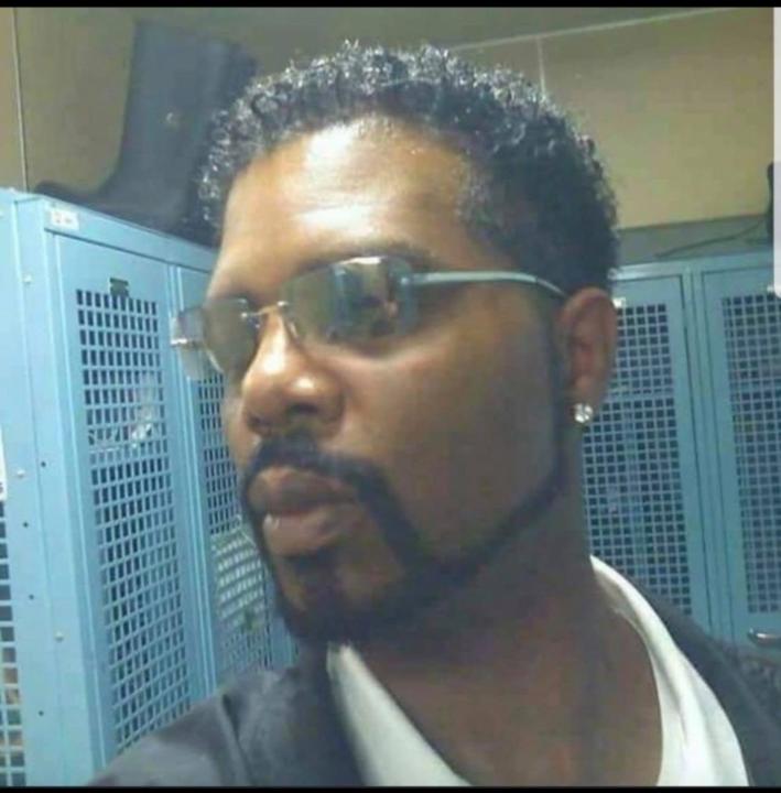 Edgar Dennis III