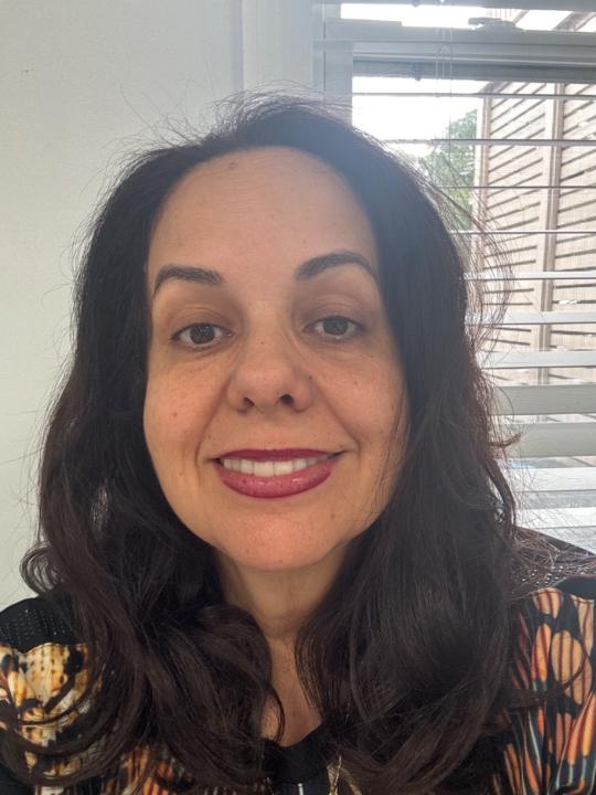 Elaine Teixeira
