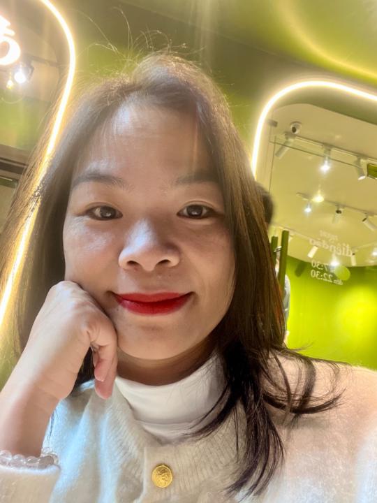 Tuyết Nguyễn