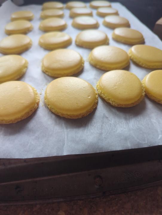 My attempt today with my current recipe. Over macronaged but I can't access the recipe yet :( 