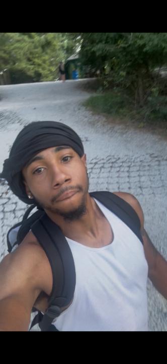 Dejuan Lyons