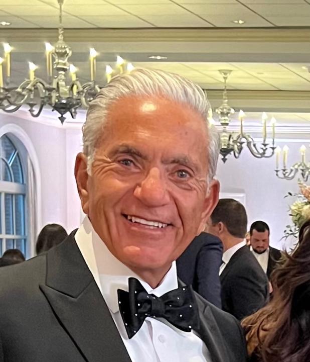 Eisa Khoury