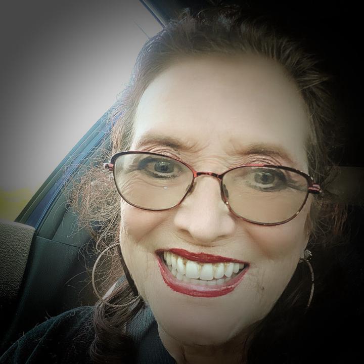 Lena Andrews