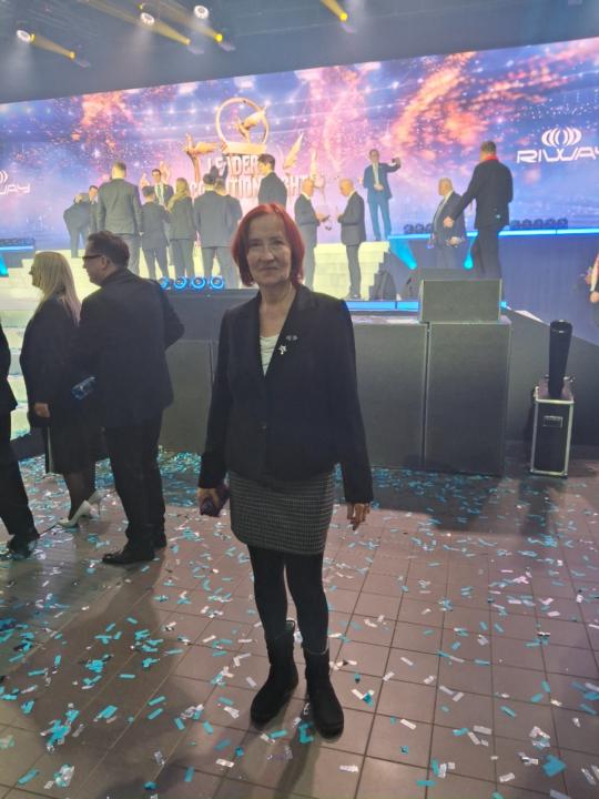 J.Barbara Gondek