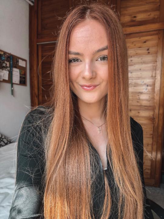 Viktória Benedek
