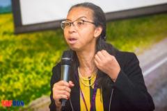 Viv Ahmun